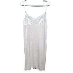 Vassarette Full Dress Slip 40 26"/46 Women's Lace Trim White Nylon Romantic
